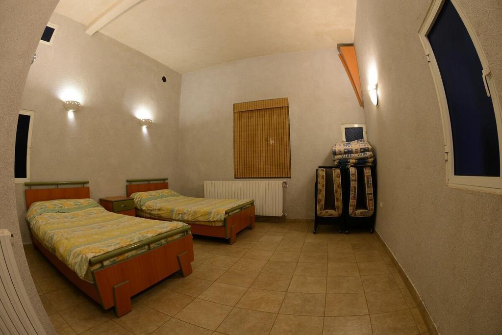 Bauhaus Motel Bcharré Екстериор снимка