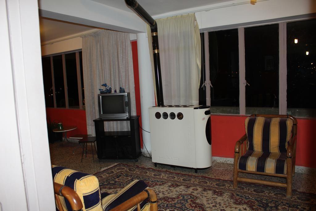 Bauhaus Motel Bcharré Екстериор снимка