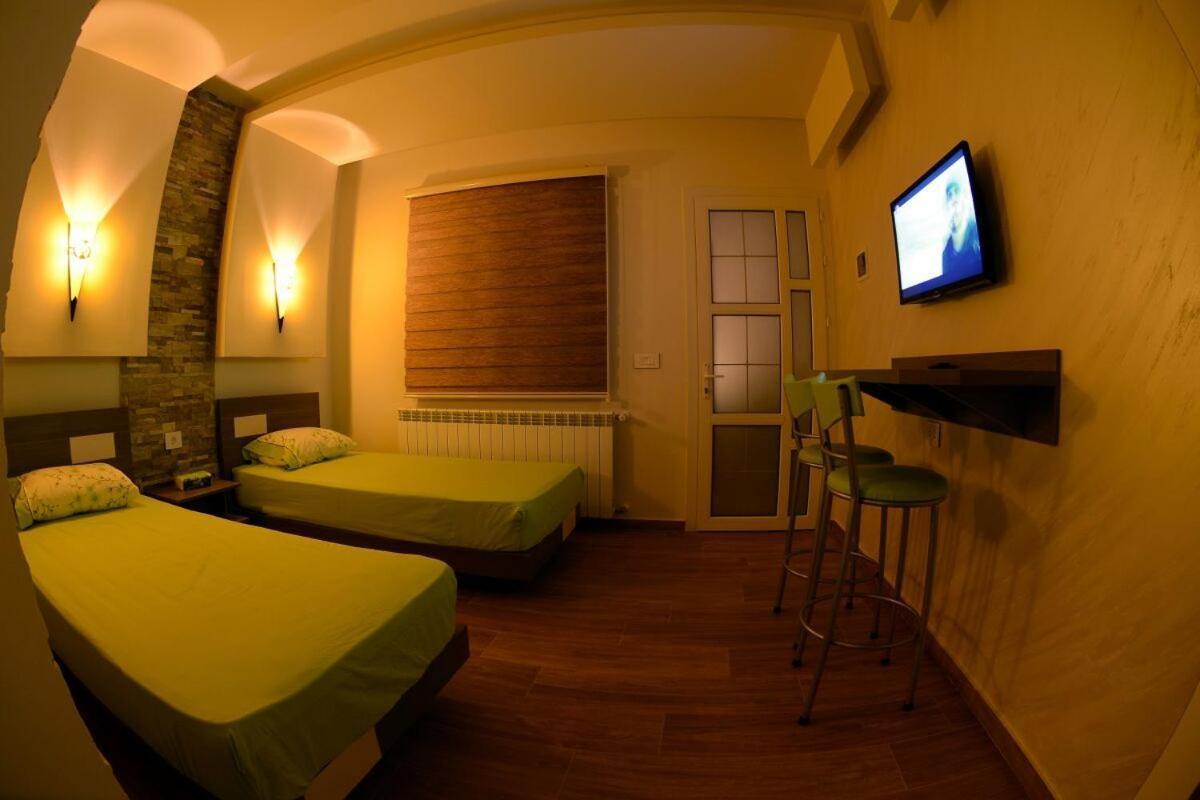 Bauhaus Motel Bcharré Екстериор снимка